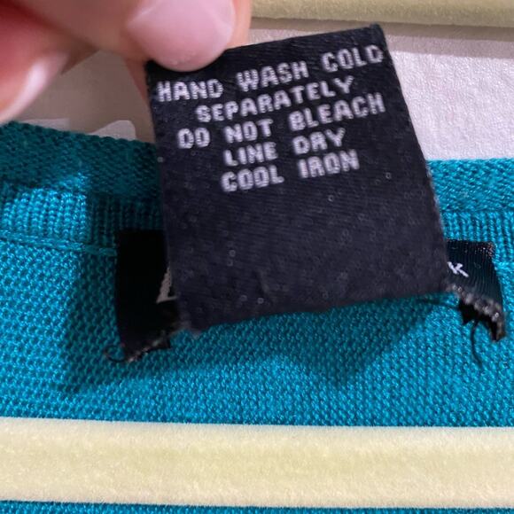 DFA New York Green Handkerchief Sweater Sz L - Picture 6 of 11